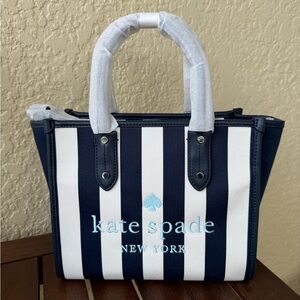 🎉HP🎉 NWT Kate Spade K6079 navy/off-white striped small tote with shoulder strap